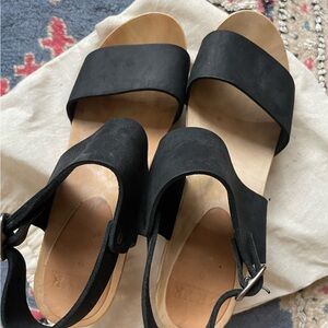 Bryr Miranda Open Toe Sandal Coal Nubuck